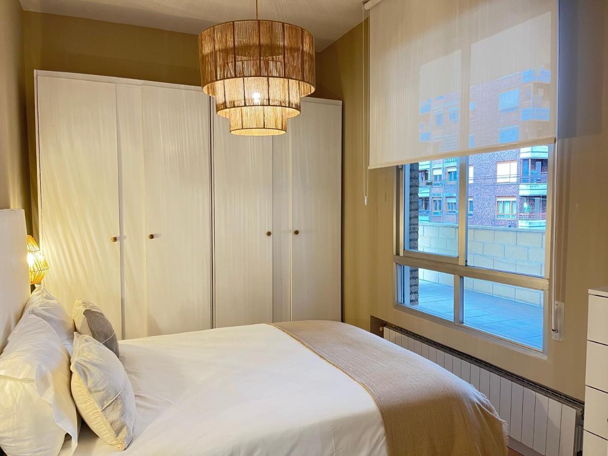 Coqueto Apartamento Torrelavega Esterno foto